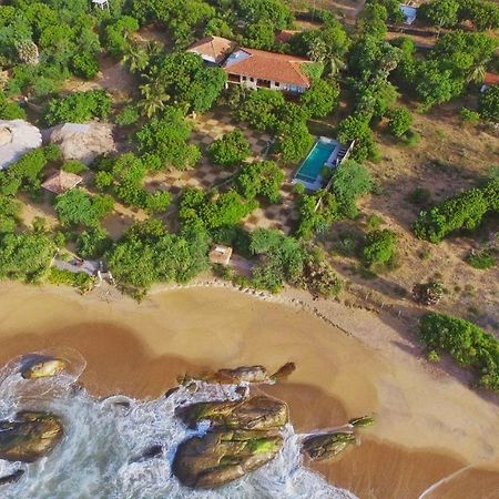 Nikara Luxury Beach House Tissamaharama Zewnętrze zdjęcie